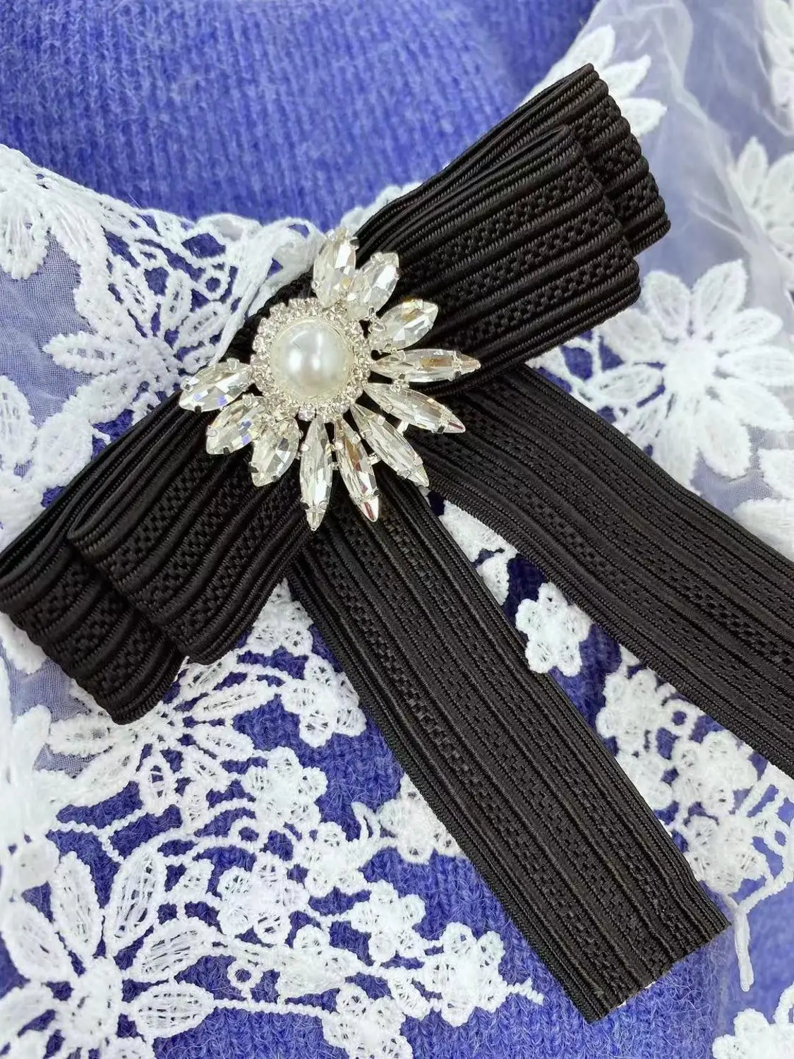 

Women's Peter pan Collar Sweater Lace Bow Sweet Long Sleeve 2021 New Top