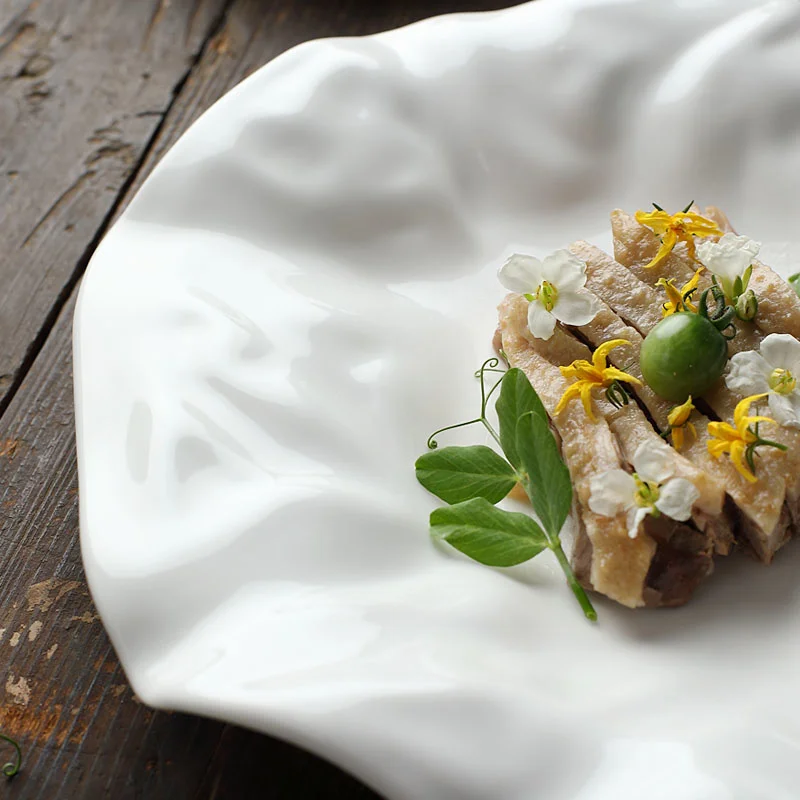 Белая Керамическая Тарелка Французская Миска Неправильная Холодная Творческая Домашняя Посуда Тарелка с Сухофруктами Ресторанное Украшение Для Дома