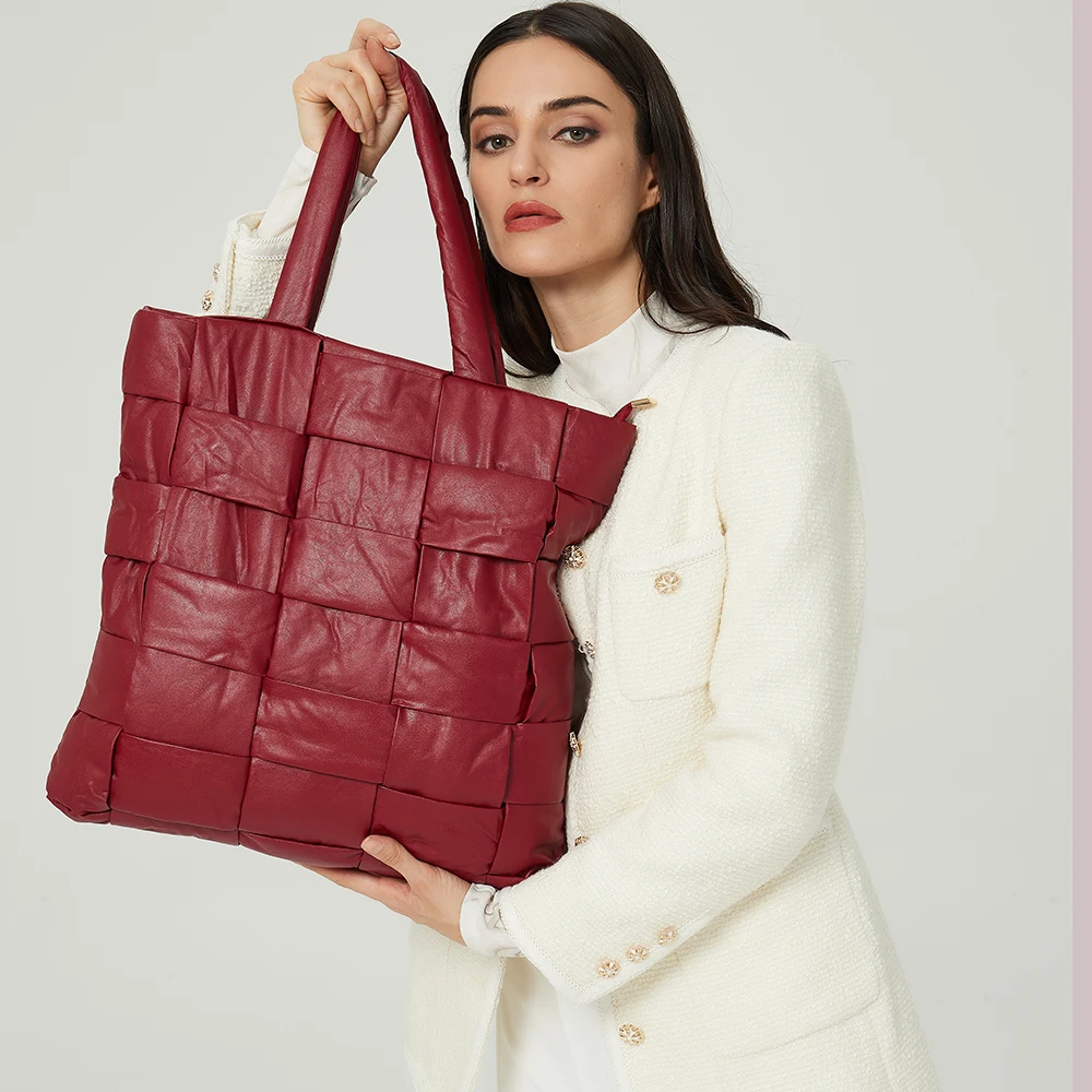 

Luxury Designer Soft PU Tote for Women Woven Down Cotton Large-capacity Handbags Fashion Ladies Winter Air Cushion Shoulder Bags