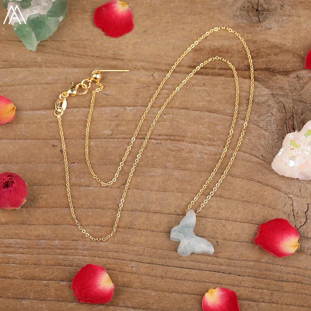 Женское ожерелье с подвеской-бабочкой черным агатом и лунным камнем | Украшения