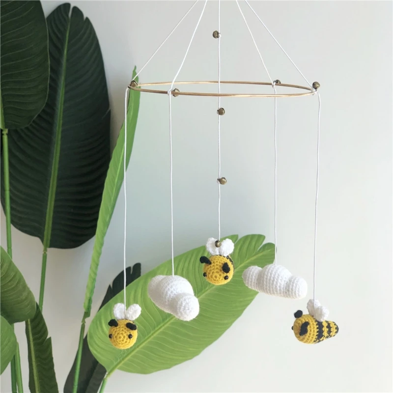 

C5AA Baby Rattle Crib Mobiles Toy Bed Bell Knitting Wool Bee Cloud Wind Chime Pendant