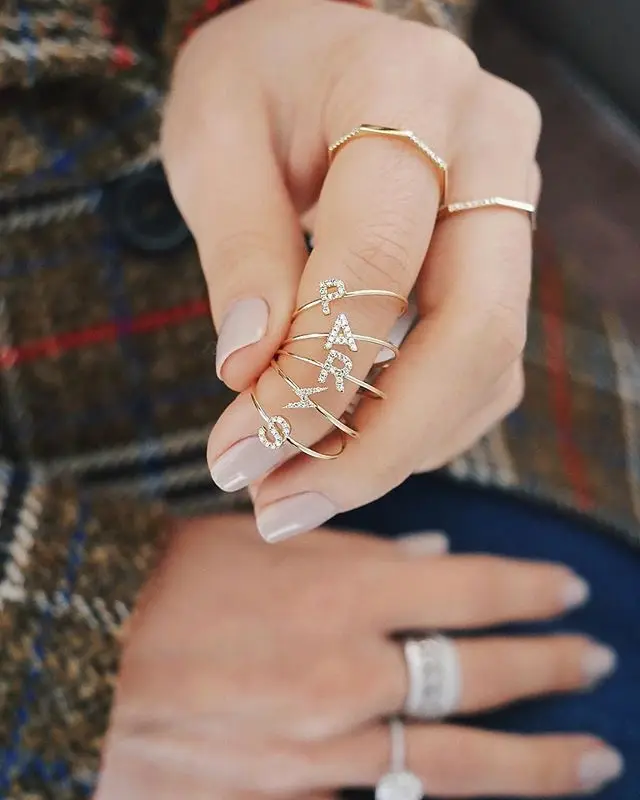 2021 Летний стиль 26 Алфавит инициальное кольцо позолоченное для женщин и девушек