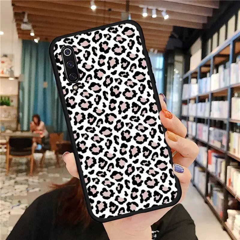 

Ottwn Leopard Print Pattern Phone Cases For Xiaomi Redmi mi note 7 8t 9 9t 9s 8 10 10t 11 pro lite K20 max 3
