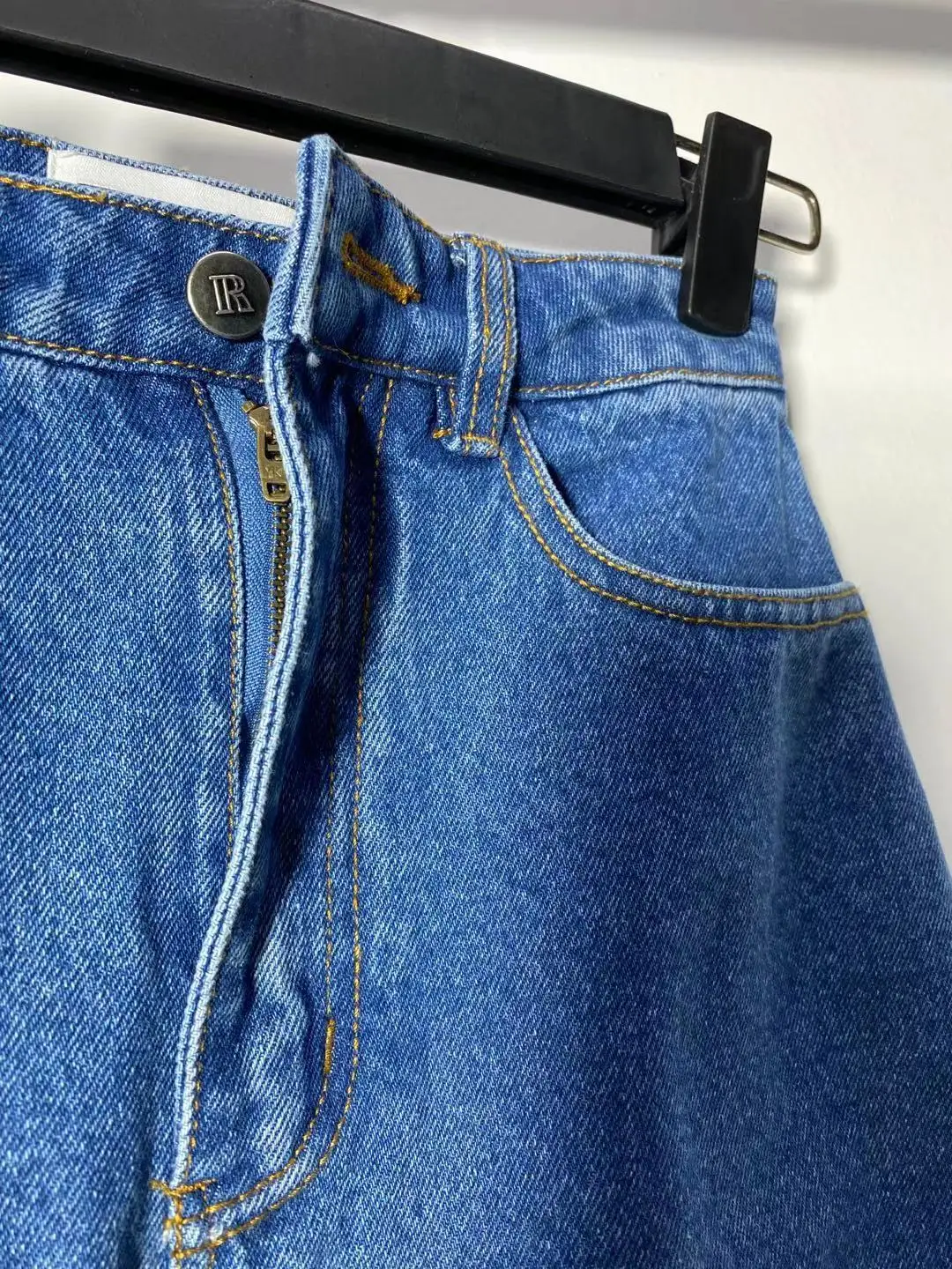 

2021 Spring and Summer New Fashion Retro High Waist Classic Double Pockets Slim All-match A-line Denim Skirt