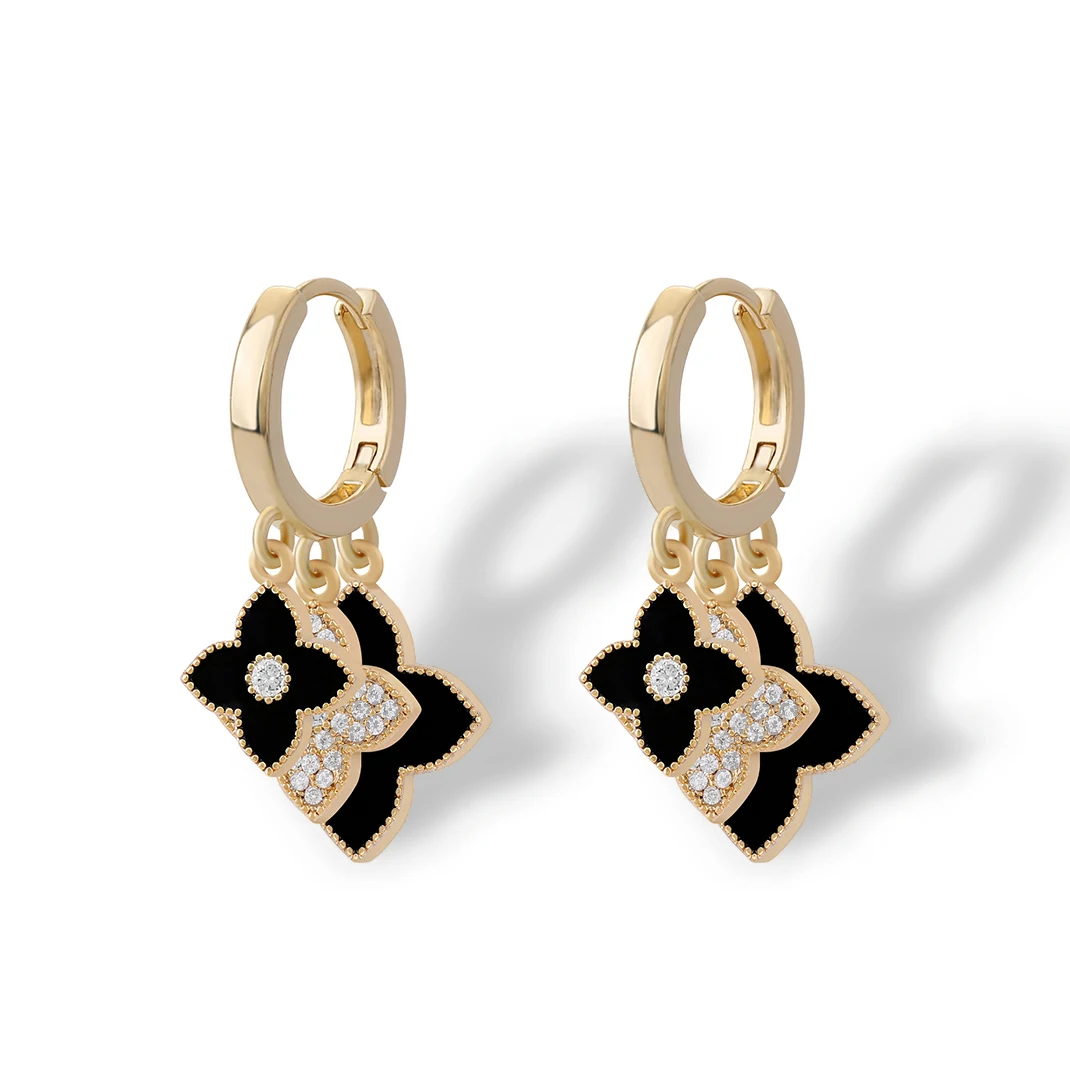 

OYB Korean version of the new four-leaf clover earrings ladies classic fashion zircon flower pierced ear buckle clover earrings