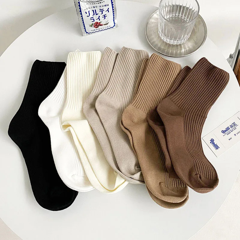 

Women Cotton Socks 3pairs/lot Retro Middle Tube Socks Autumn & Winter Male Socks Girl Fashion Socks