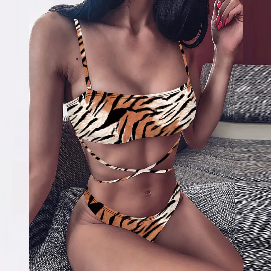 Комплект бикини женский с леопардовым принтом пикантный купальник из трех