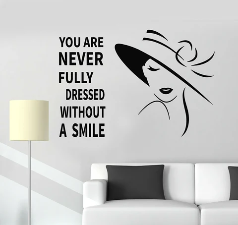Виниловая настенная наклейка с цитатами улыбки, наклейки в спальню, слова, красивая женская шляпа, настенная роспись, украшение для дома, наклейка, A270