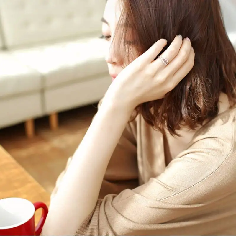 Женское кольцо для указательного пальца регулируемое с открытым жемчугом и