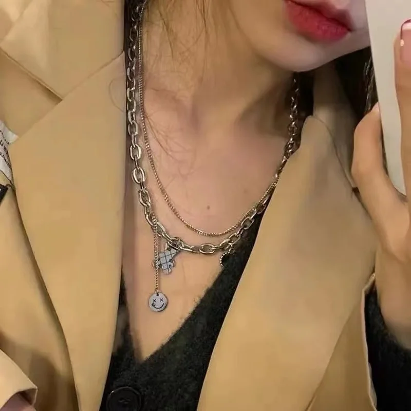 

Lovely smile bear necklace female ins hip-hop contracted double joker sweater chain pendant necklace web celebrity temperament