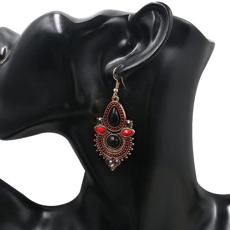 

European and American fashion court bohemian geometric earrings vintage inlaid gem earrings