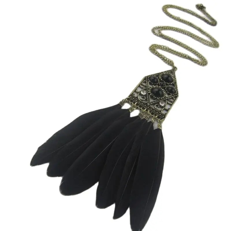 

Длинная бронзовая цепочка в винтажном стиле, черное/белое перо, ожерелье с кисточкой, полый кулон с цветком из драгоценных камней для женщин