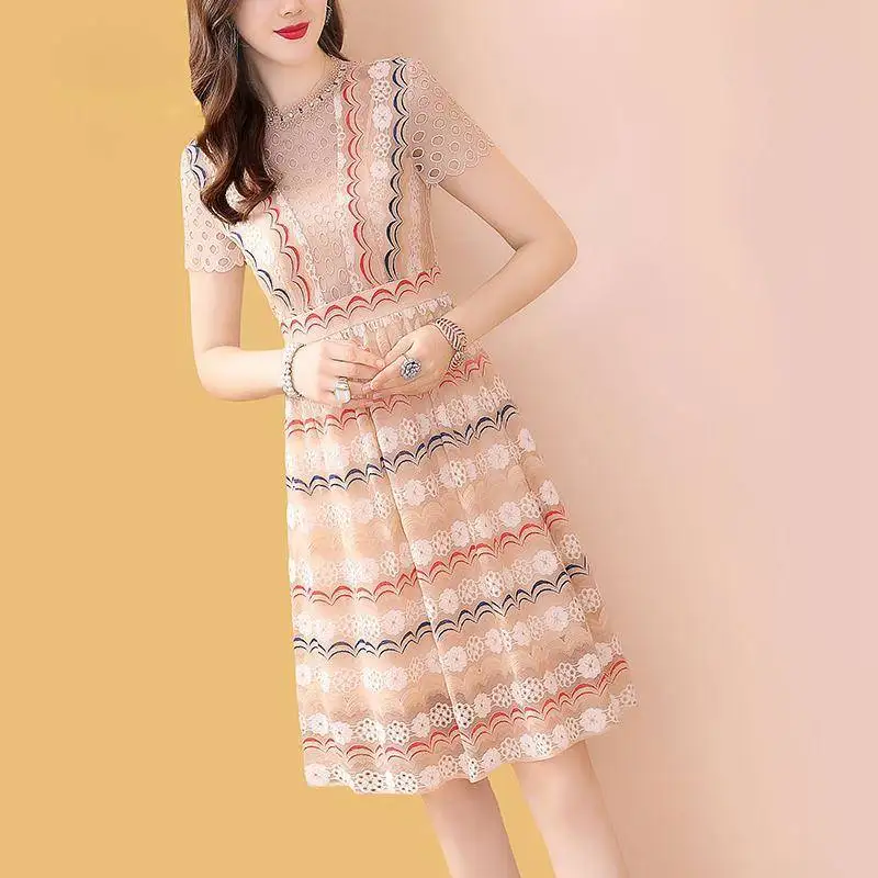 

Lace Embroidery 2021 Women Summer Slim Round Neck High Waist Fashion Short Sleeve Dress Office Lady Party Dresses Vestidos Y900