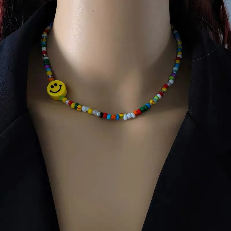 

Smiley Korean Beaded Colored Clavicle Girly Sweet Romantic Acrylic All-Match Simple Female Jewelry Necklace