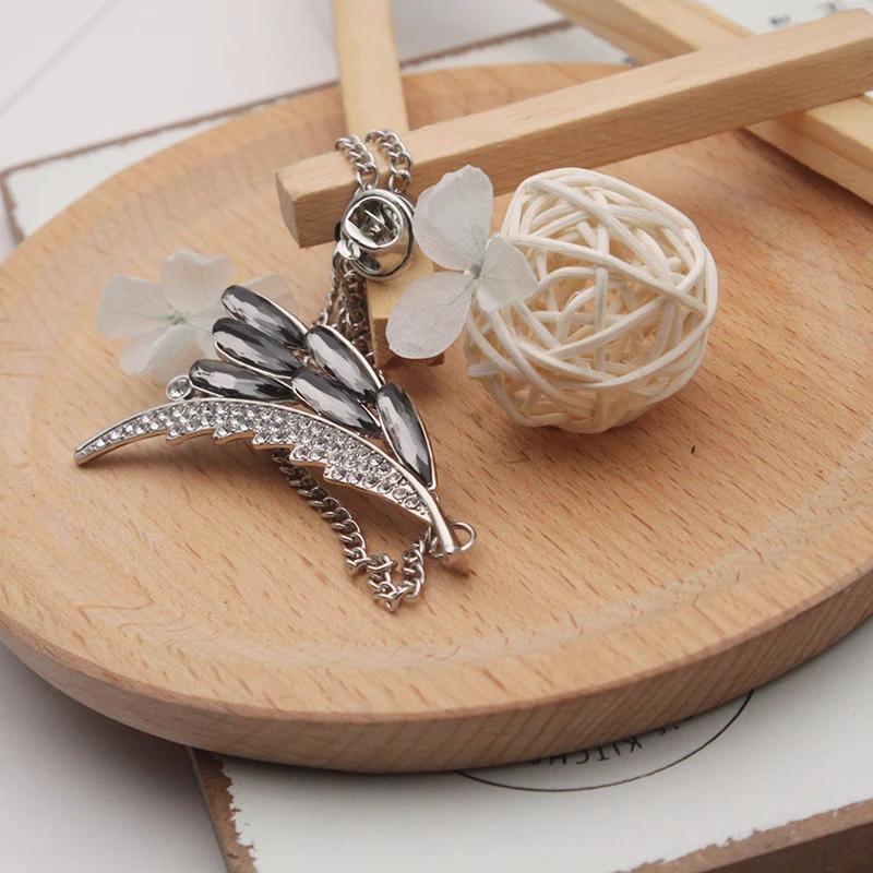 Роскошная элегантная женская брошь в виде искусственных крыльев