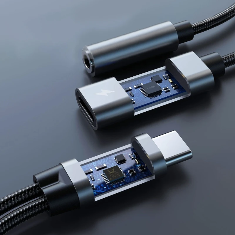 

Type-c To 3.5mm 2-In-1 Adapter For Charging Pd60w for ipad2020 Y4UE