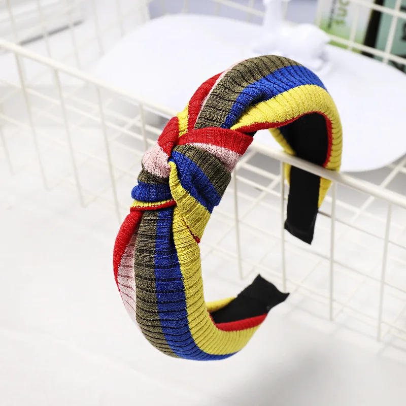 Женский ободок для волос в консервативном стиле из трикотажной ткани радужную