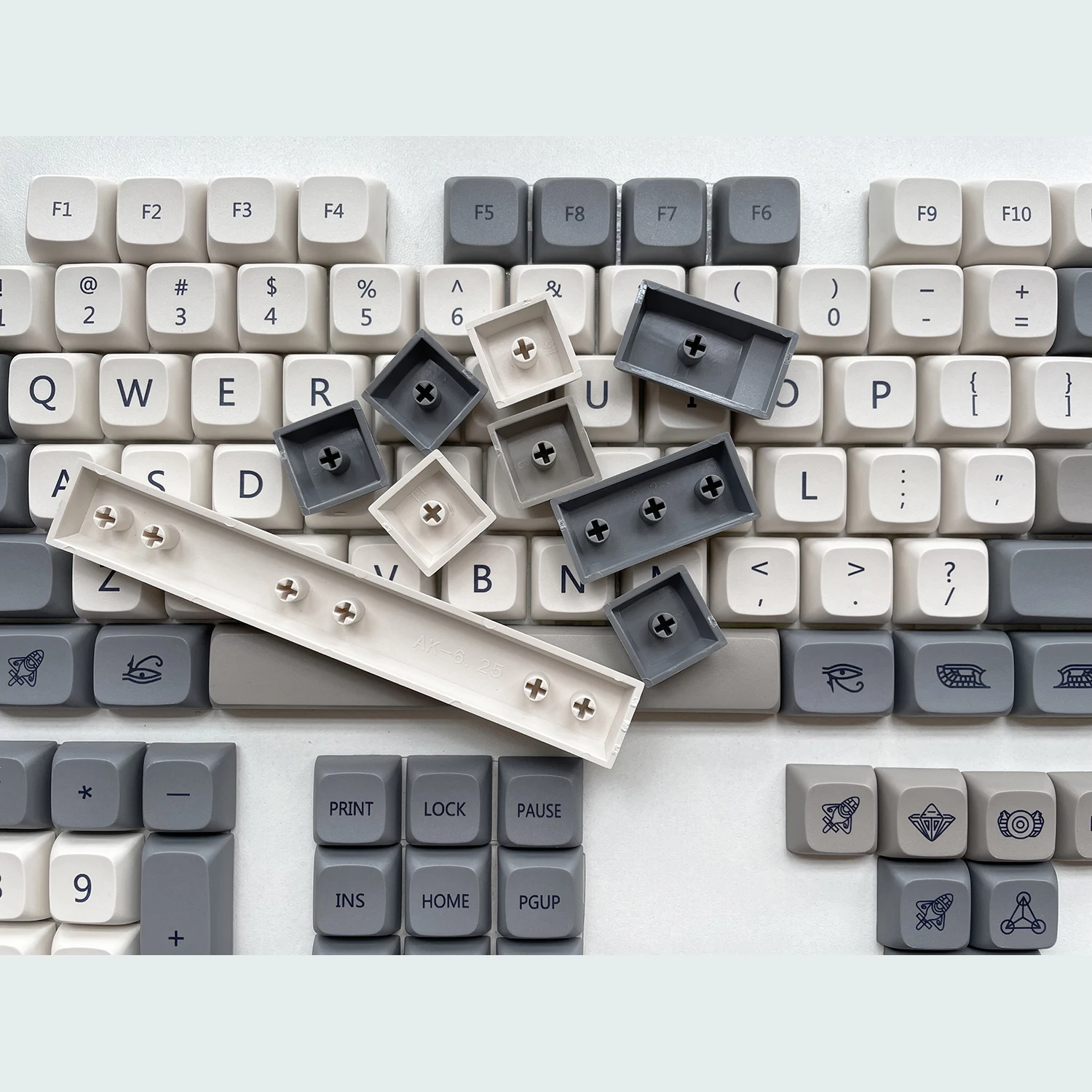 Несколько типов толстых колпачков для клавиш PBT ZDA профиль сублимированная