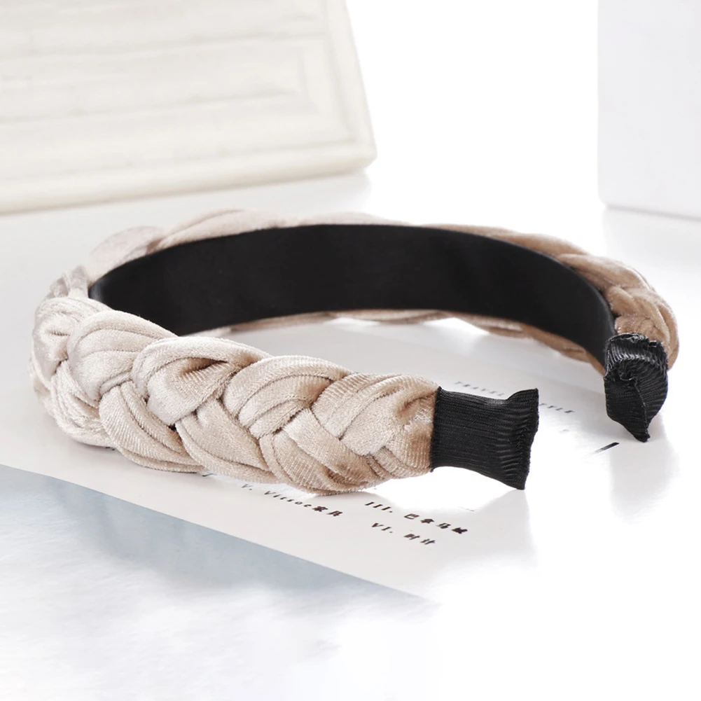 Женский обруч для волос однотонный в форме косы |