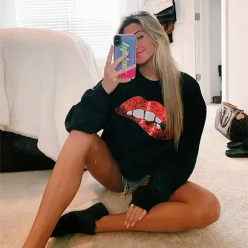 Женский свитшот с блестками милый длинным рукавом красными губами белым черным