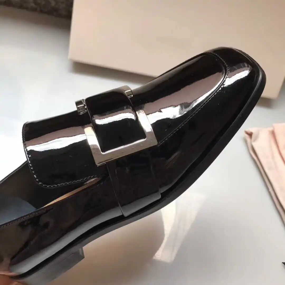 

Hot Selling Women's Casual Leather Martin boots Women's Shoes Designer Simple Women's Shoes Ins Fashion TOP2020
