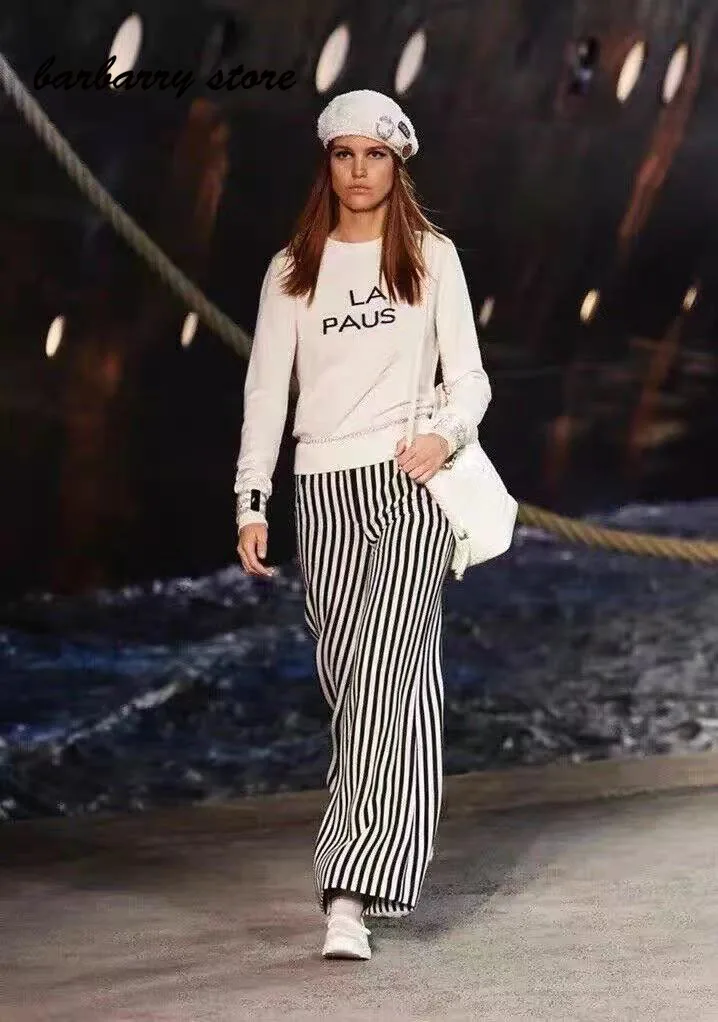 

21 luxury design letter printing fashion women's round neck cashmere Pullover temperament versatile long sleeve knitted sweater