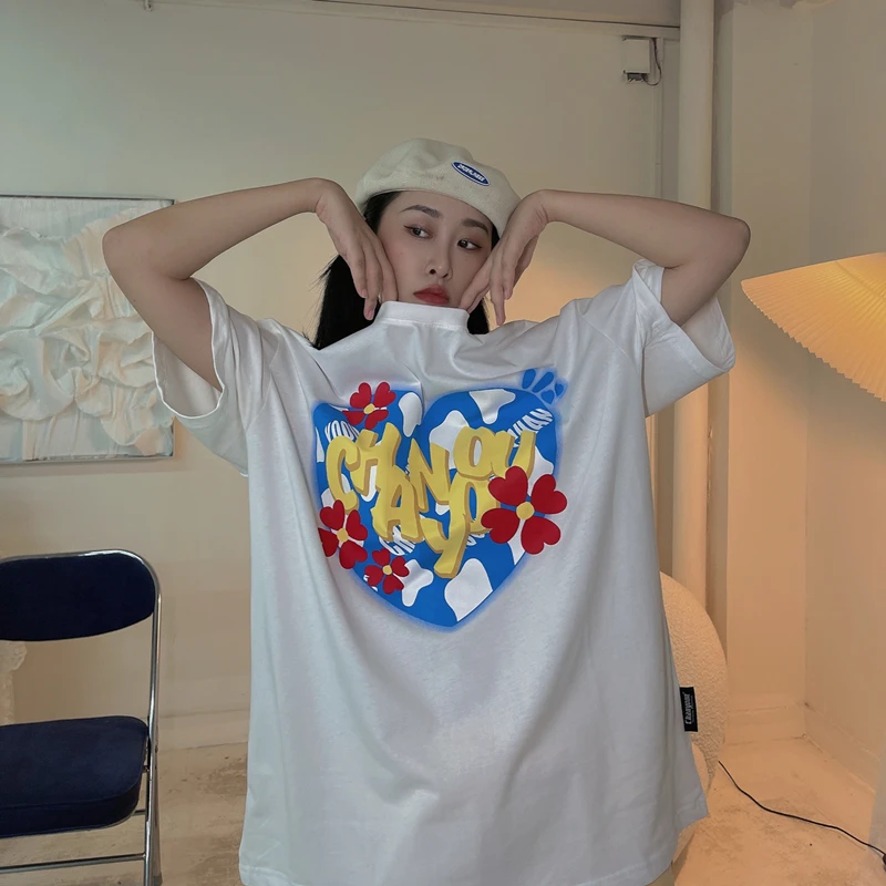 

Street Vintage oil painting love print T-shirt women summer small crowd design loose sleeve top tide tees