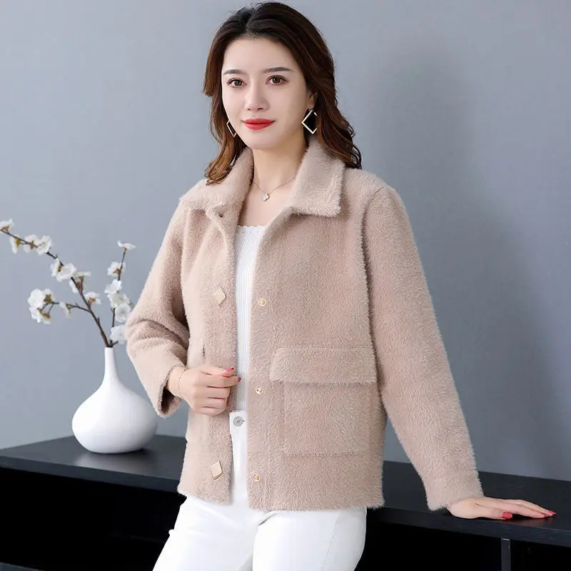 

Imitated mink velvet jacket women's short sweater 21 new spring Korean version of the wild lapel knitted cardigan