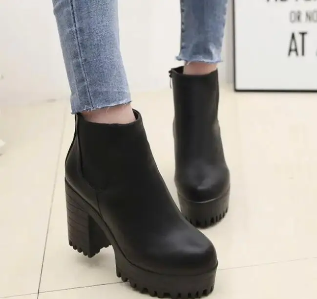 

Ботинки женские кожаные, черные, зимние, на толстом каблуке, с круглым носком