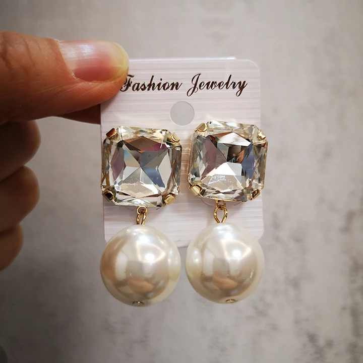 

Women New Fashion Pearl Earrings contracted Metal Geometry Water Drop Kinds Of Exaggerated Drop earrings Jewelry