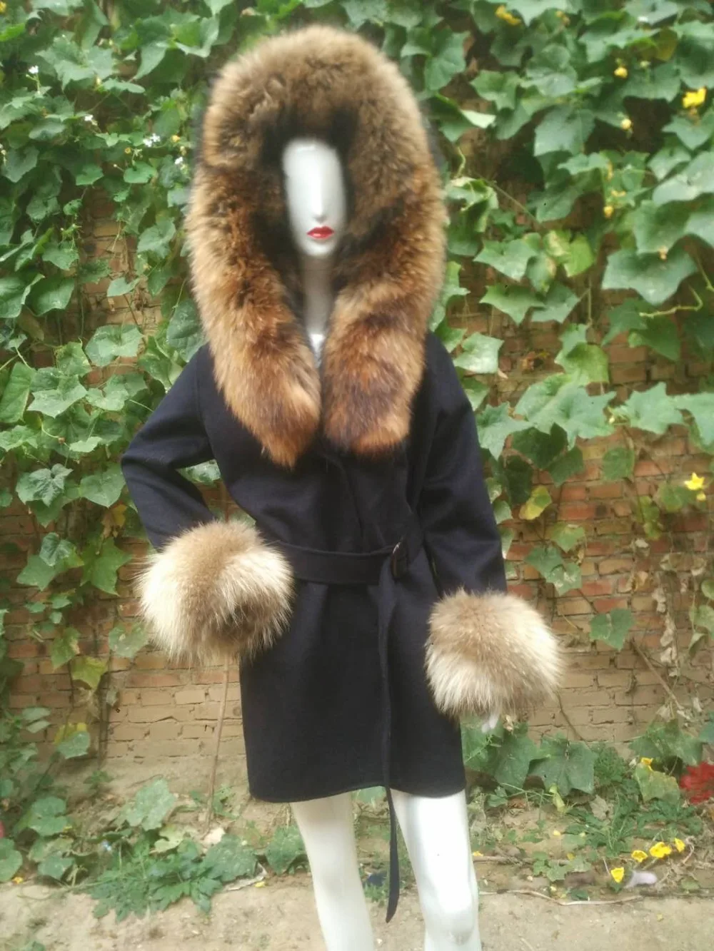 Модное шерстяное пальто с большим полным мехом, настоящий мех енотовидной собаки, капюшон из натуральной кожи, меховая куртка для женщин, натуральное меховое пальто, длинное NZ-005