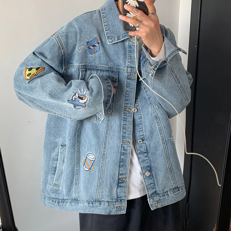 

Wholesale 2021 Fashion casual teenagers Washed Cartoon embroidery denim jacket male port style autumn new men's denim jacket