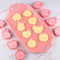 8pcsset cartoon biscuit mould cookies cutter molds plastic cake mould for cookies cake decorating diy baking kitchen tools
