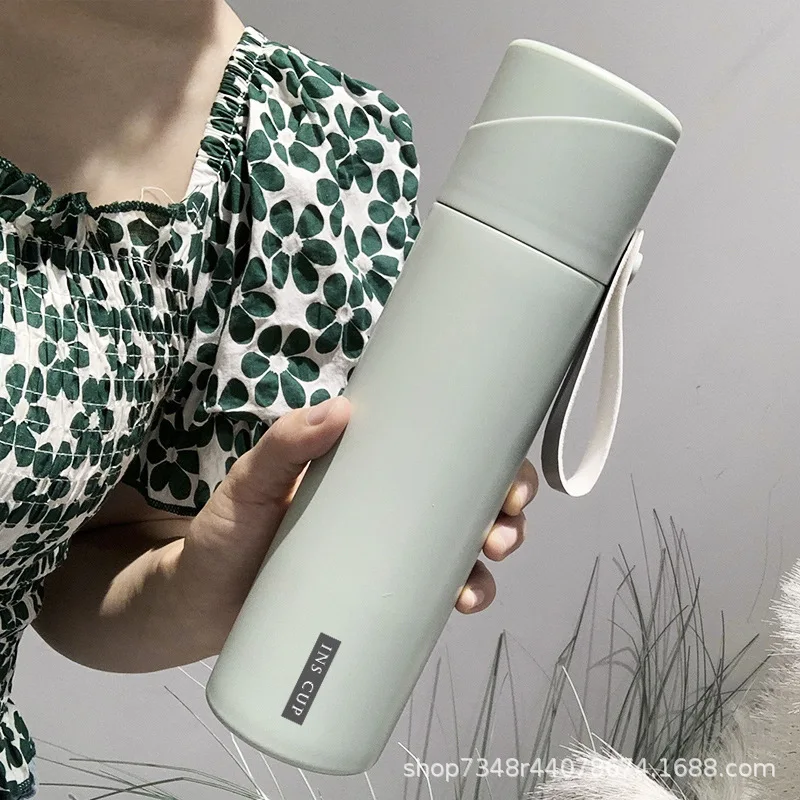 

Insulation cup female student water cup large capacity simple creative personality trend fresh forest ins feng shui bottle cup