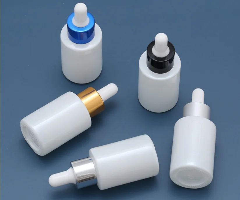 

Прозрачная матовая стеклянная бутылка-капельница с пипеткой для сывороточного эфирного масла, 30 мл