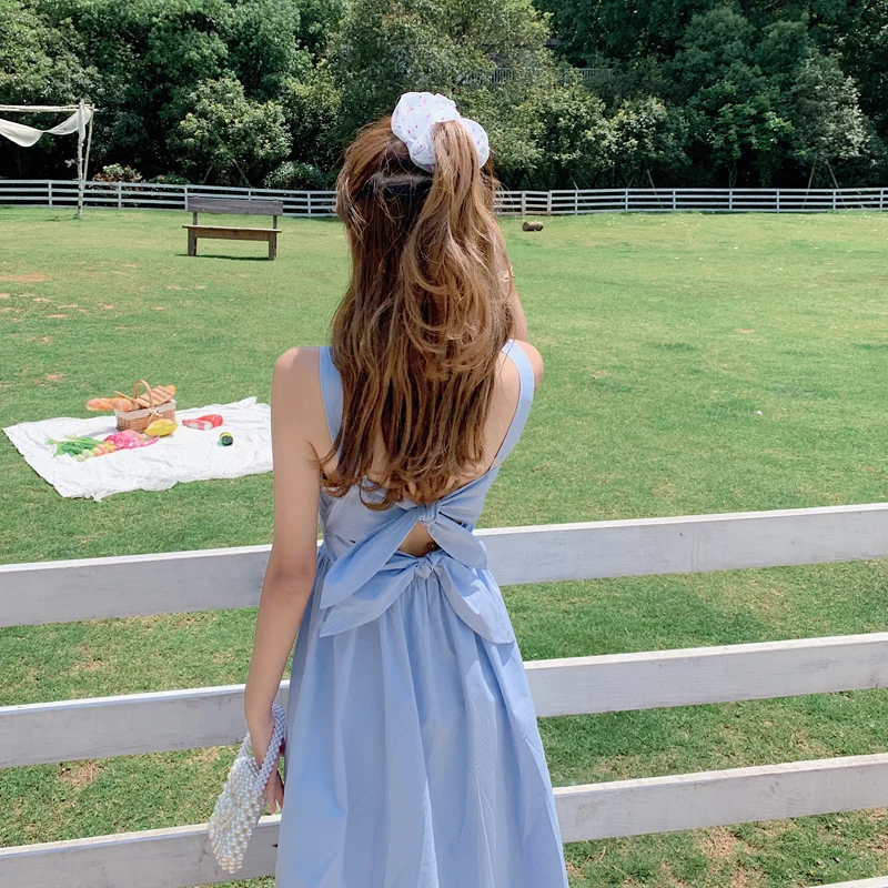 Женское летнее платье на бретельках с открытой спиной | Женская одежда