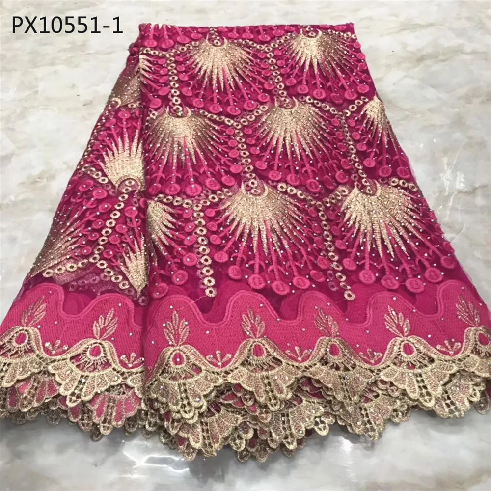 Женское кружевное платье из фатина белого и золотистого цвета вечерние