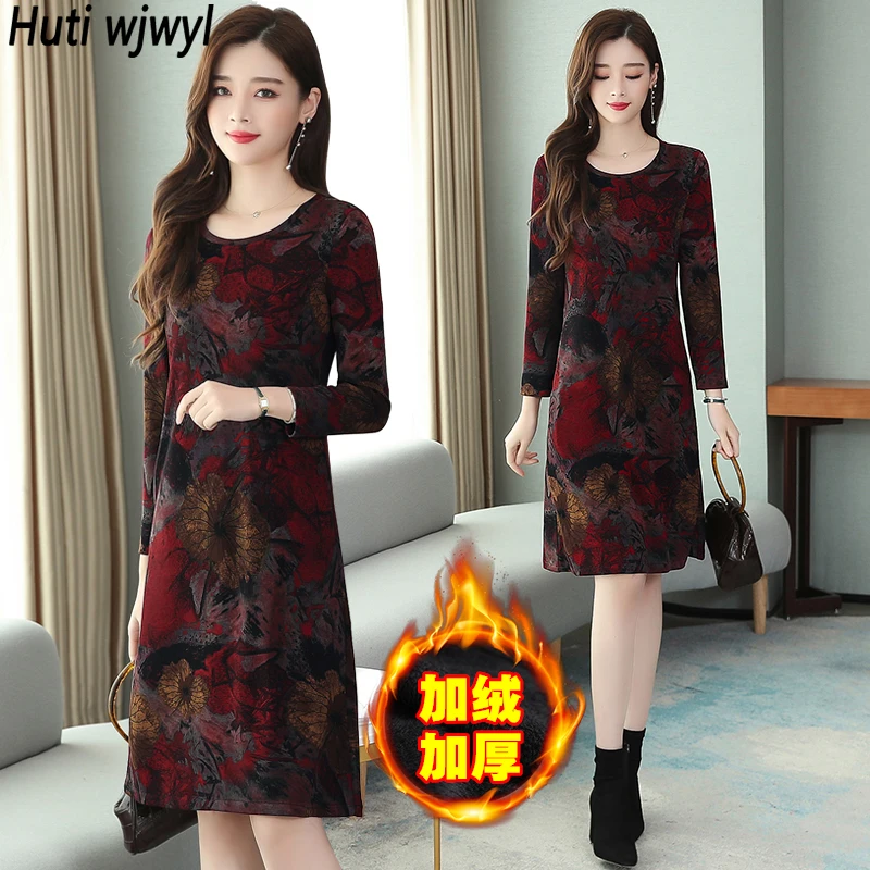 

2022 Chic Velvet Warm Midi Dresses Autumn Winter Women Long Sleeve Print Vintage Dress New Elegant Bodycon Party Casual Vestidos