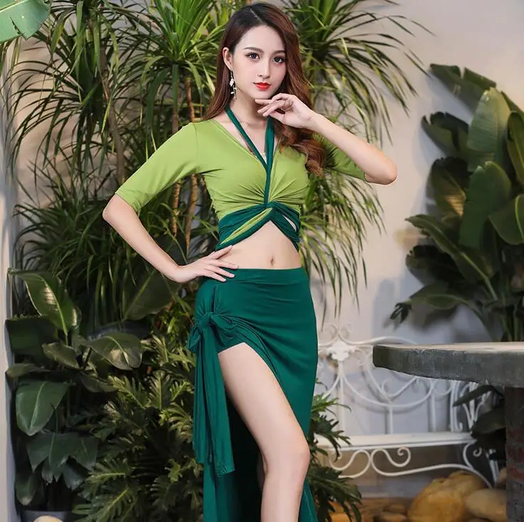 

Костюм для тренировок по танцу живота, пикантный костюм для начинающих восточных танцев, топ + юбка + цепочка на талии, большой размер, весна-лето 2020