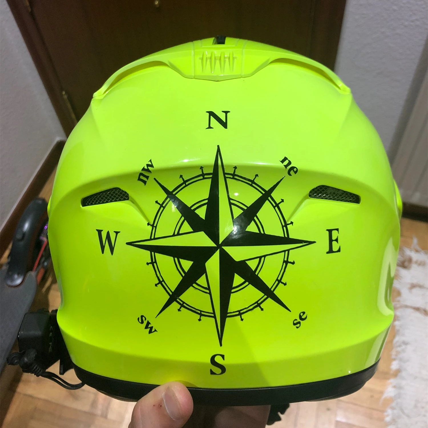 

Three Ratels FD524C Die-Cut NSWE Originality Nautical Compass Vinyl Motorcycle Car Sticker Laptop Helmet Decal