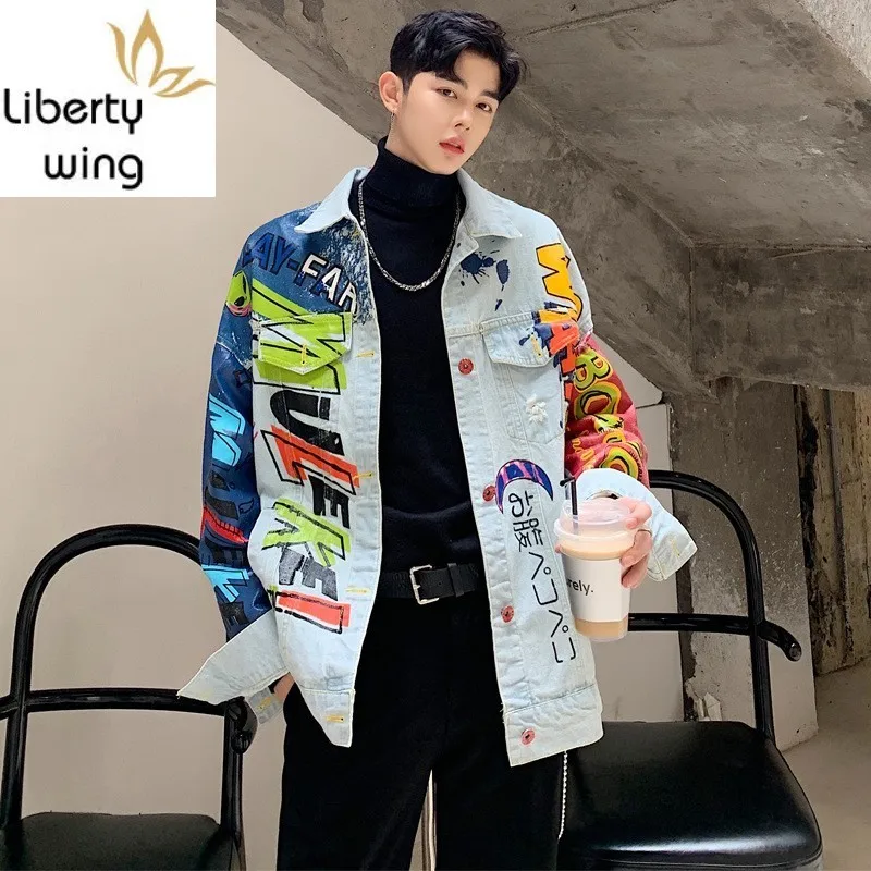 

High Street New Brand Graffiti Mens Loose Fit Denim Jackets Hip Hop Long Sleeve Single Breasted Hole Ripped Male Outerwear Coats