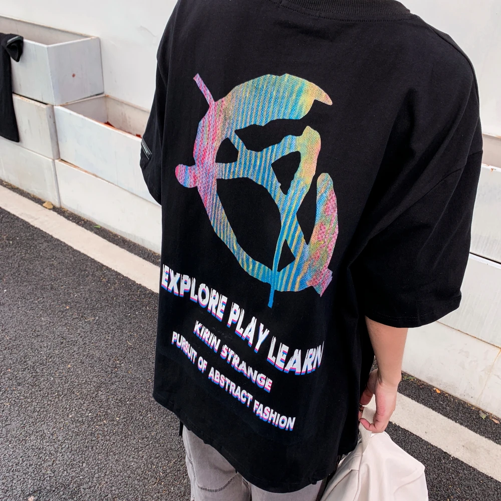 

UNCLEDONJM Gradient print graphic t shirts Oversized t shirt 2021 high street retro hip hop men clothing streetwear Top tee B626