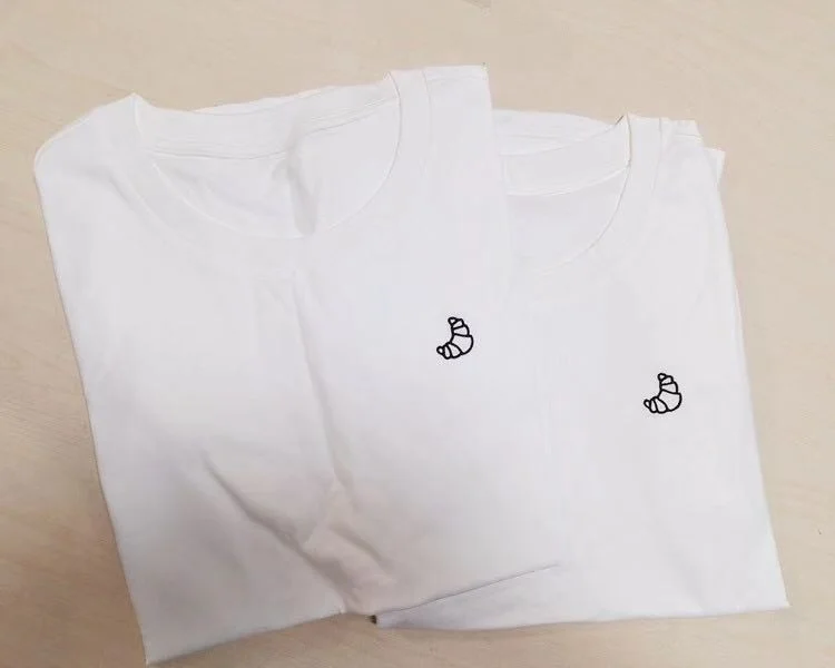 

Women 2021ss Round Neck Embroideried Patchwork Tees Top