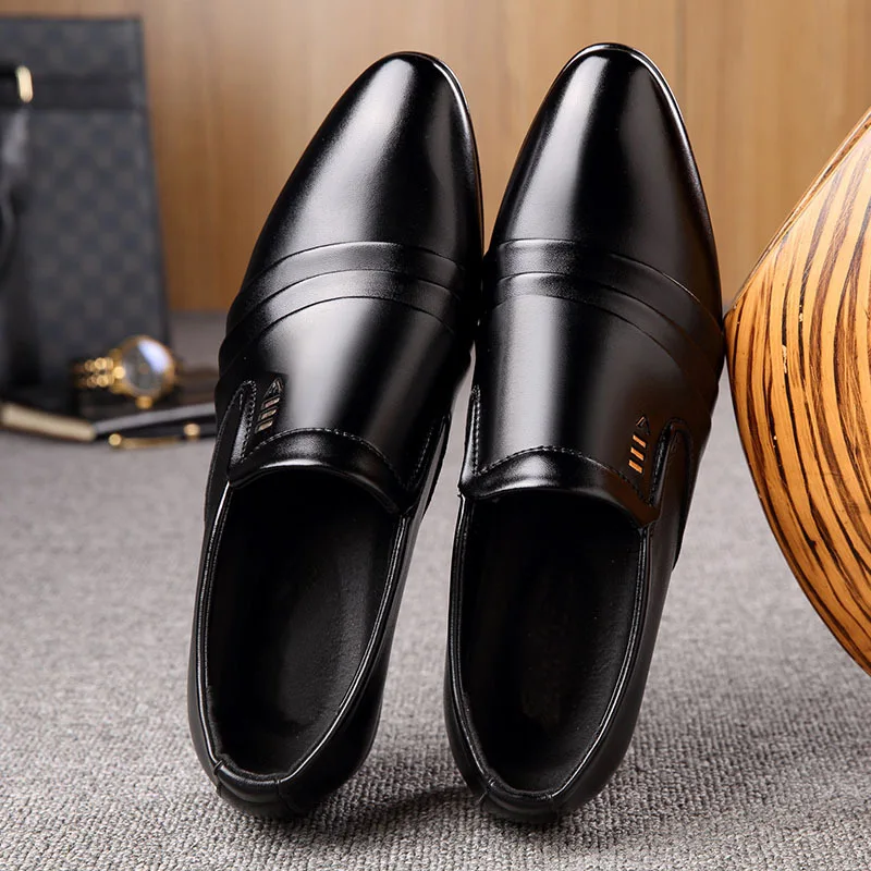 

Business Men's Dress Shoes Fashion Elegant Formal Wedding Shoes Men Slip On Office Oxford Shoes For Men Black 2019 new rtg5