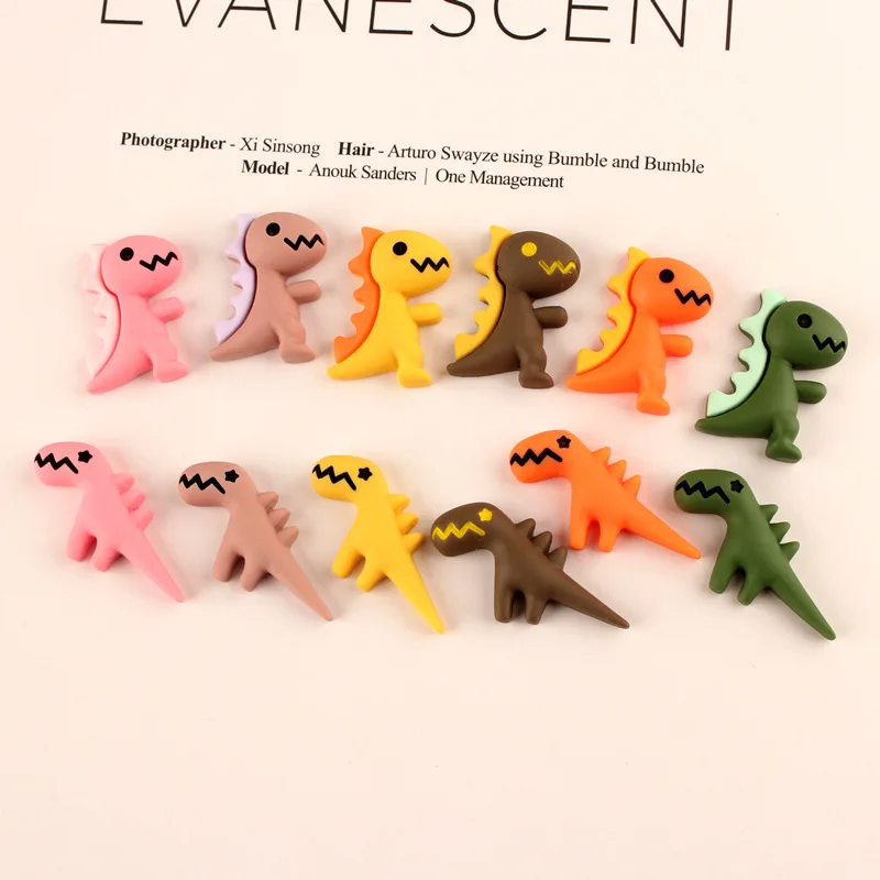 

100 шт. Симпатичный Динозавр плоская спина, кабошон милый крокодил Смола очаровательные DIY головные уборы Материал ювелирные украшения аксессуары