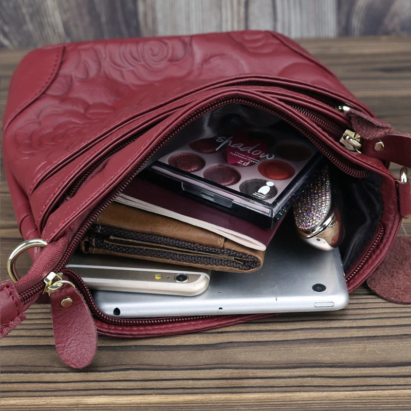 

Women Shoulder Bag Genuine Cowhide Leather Crossbody Bags Flower Engraved Muli-layers Women Messenger Bag Cell Phone Ipad Pack