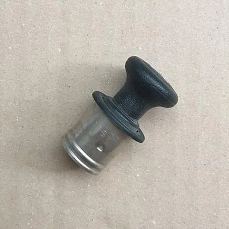 

New Genuine Cigarette Lighter / Cigar Lighter Base 4793551 For Chrysler 300C Jeep Grand Cherokee