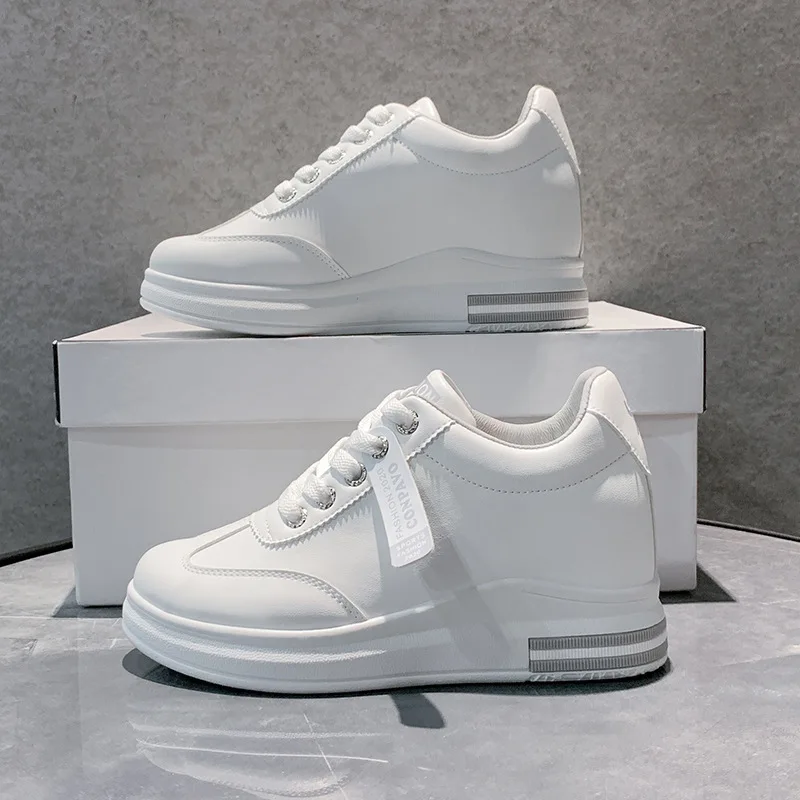 

2021 spring new Korean leisure student's small white shoes, versatile aircraft, high head shoes, thick soled women's shoes 35-40