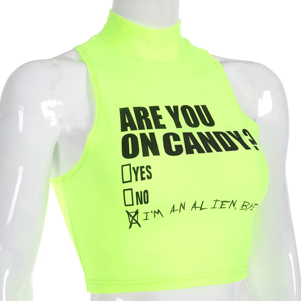 Женские майки с буквенным принтом высоким воротом без рукавов облегающие