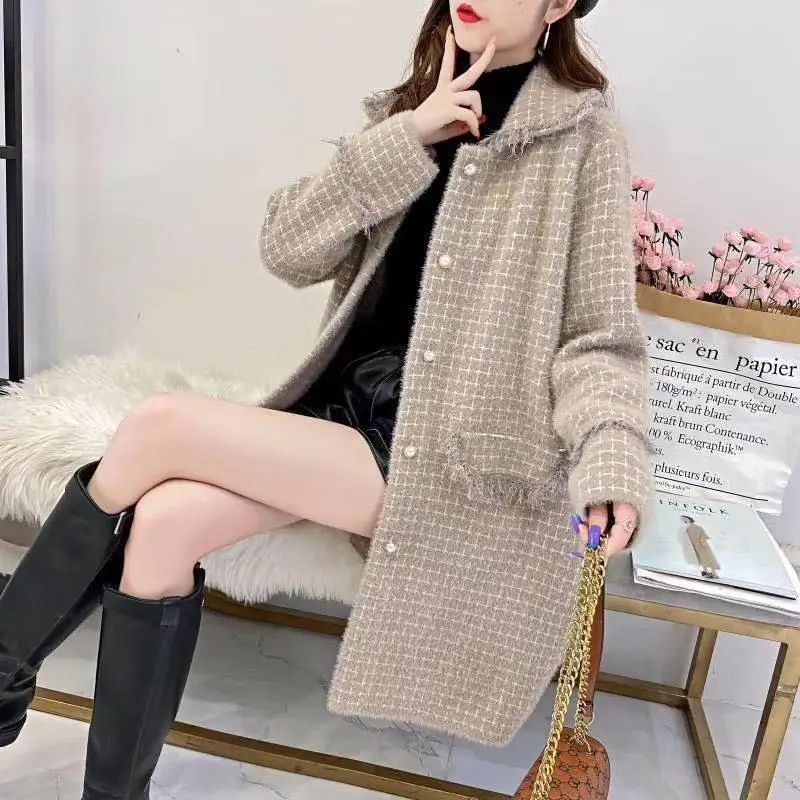 Women's Plus Size Imitation Mink Velvet Jacket - Stylish Autumn and Winter Korean Loose Cardigan Coat for Trendy Sweater Look image 5